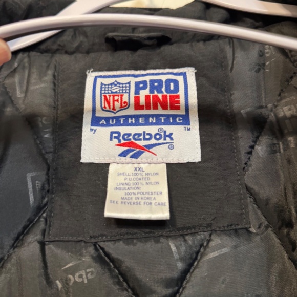 Vintage 1990s NFL Football Reebok Miami Dolphins Padded Jacket | Size XXL - Picture 9 of 11